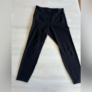 Old Navy Go Active Go-Dry full length black leggings
